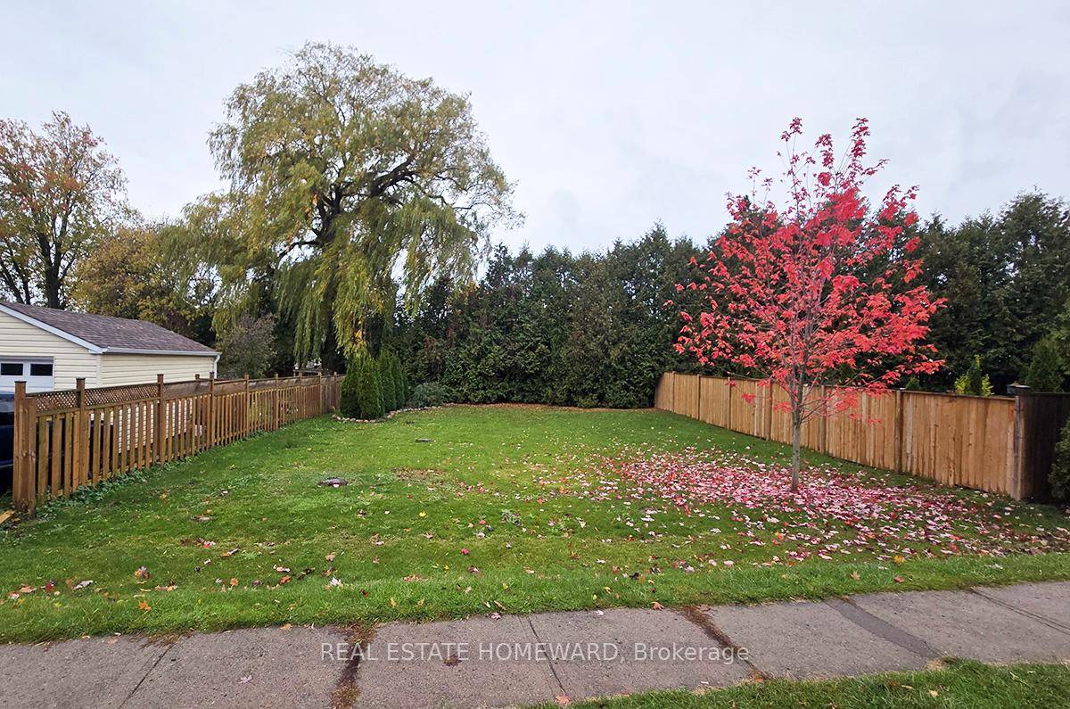 This prime, level, building lot requires less grading and leveling for easy construction and landscaping !