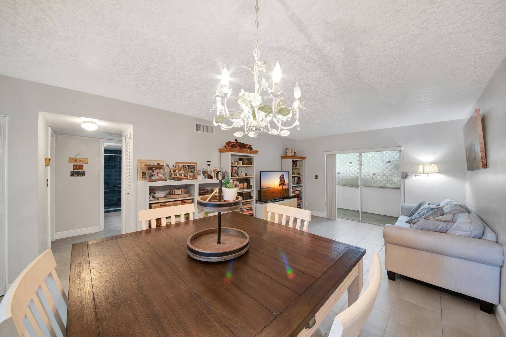 Beautifully updated 2 bedroom, 1 bathroom first floor condo located in the active 55 community of Lake Clarke Gardens.