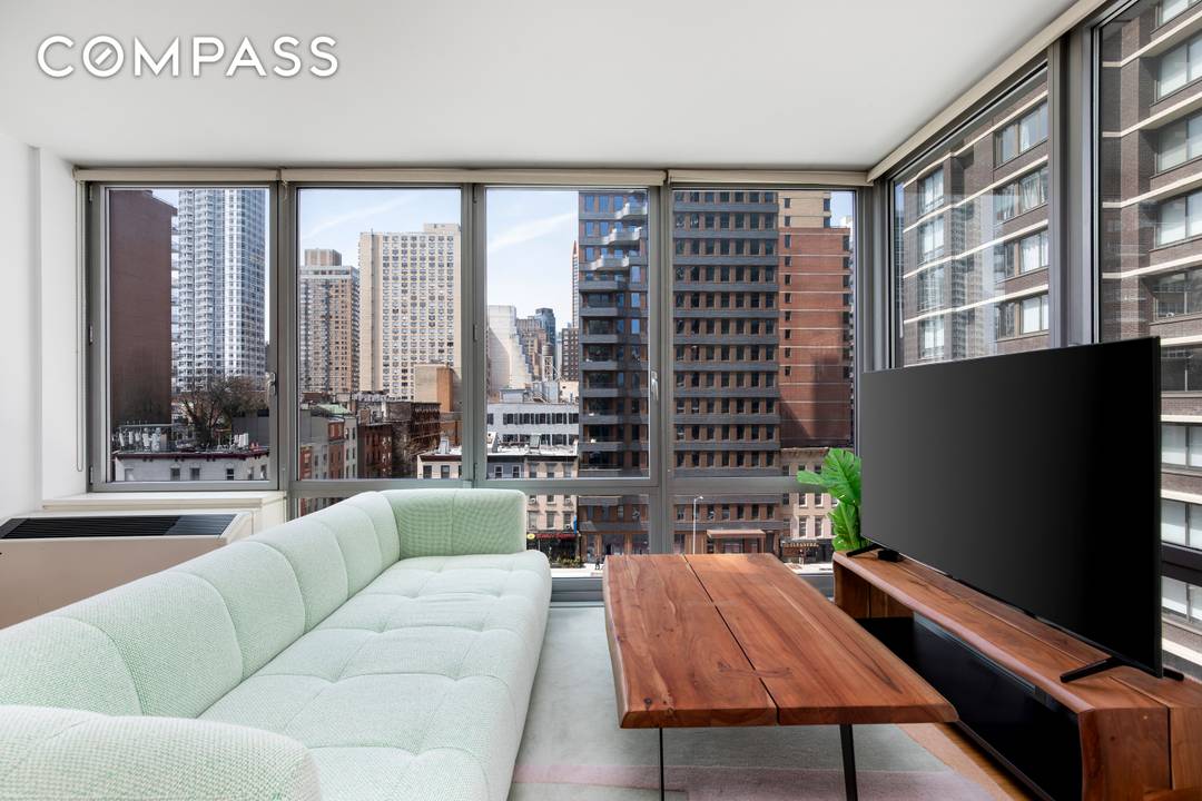 OFFERED FOR SALE AT A NEW PRICE Welcome to Residence 7N at 303 East 33rd Street an exceptional 2 bedroom, 2 bathroom corner home in one of Murray Hill s ...