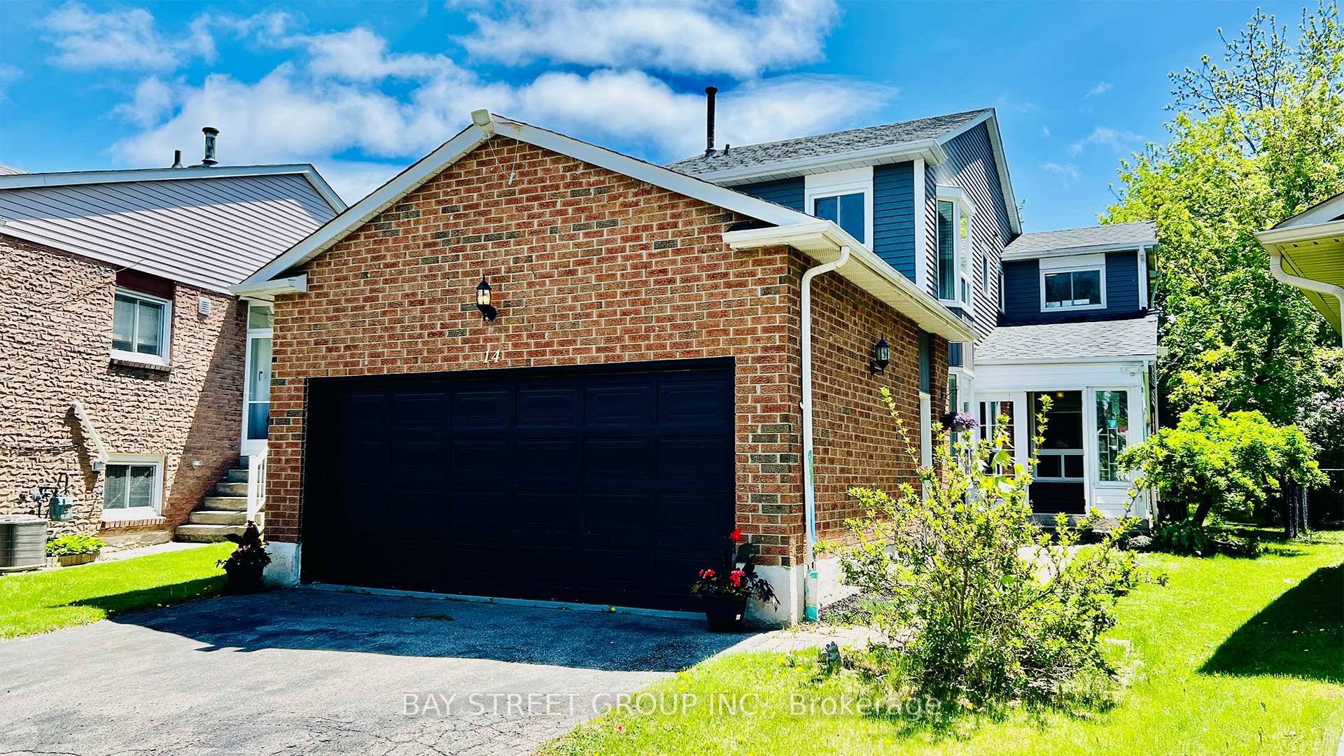 This charming linked detached home is nestled in a peaceful, family friendly neighborhood on a quiet Court, making it the perfect place for you and your loved ones to call ...