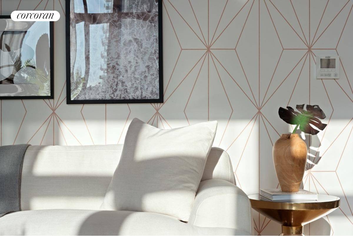 We welcome you to marvel at New York City's newest architectural masterpiece, where the everpresent horizon is yours to treasure day and night.