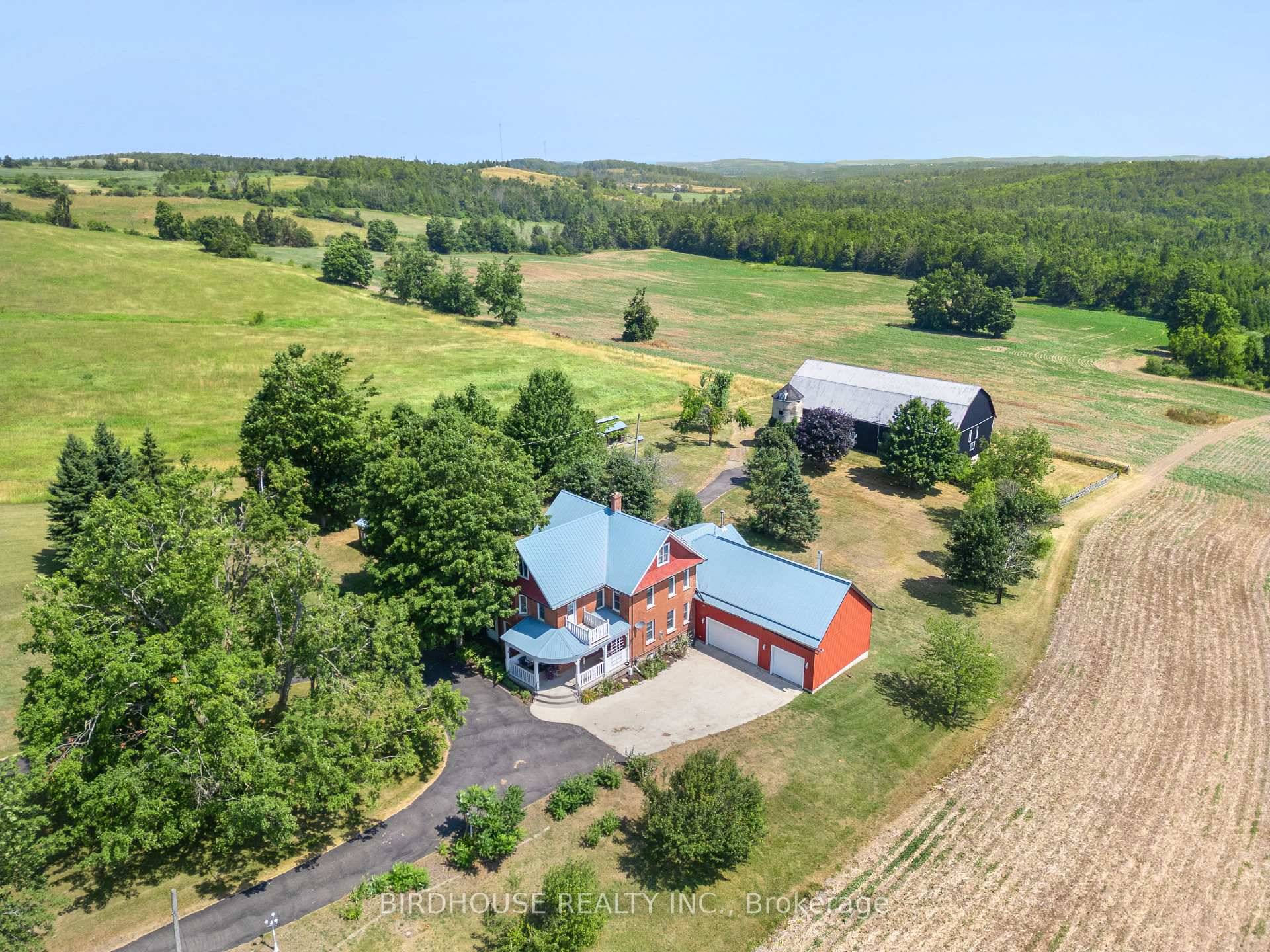 132 Acre hobby farm retreat.