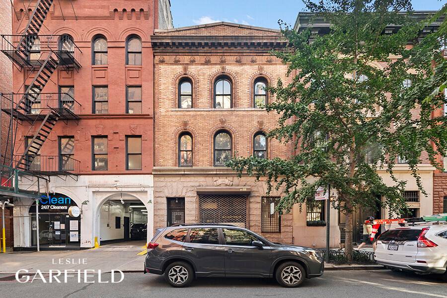 180 East 73rd Street presents an extraordinary opportunity to own a rare, three story carriage house with a curb cut located on the landmarked block of East 73rd Street between ...