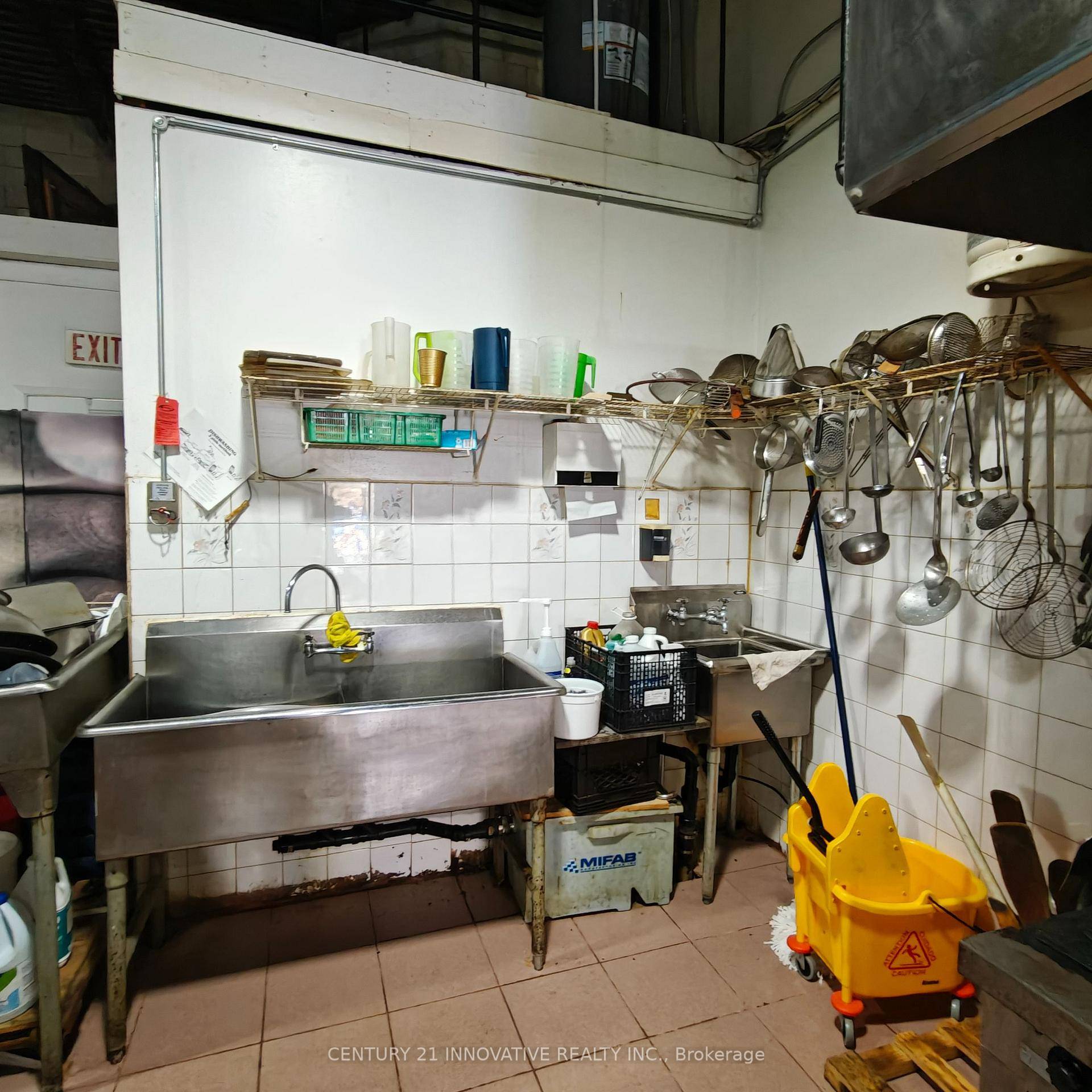 Immediate occupancy available.