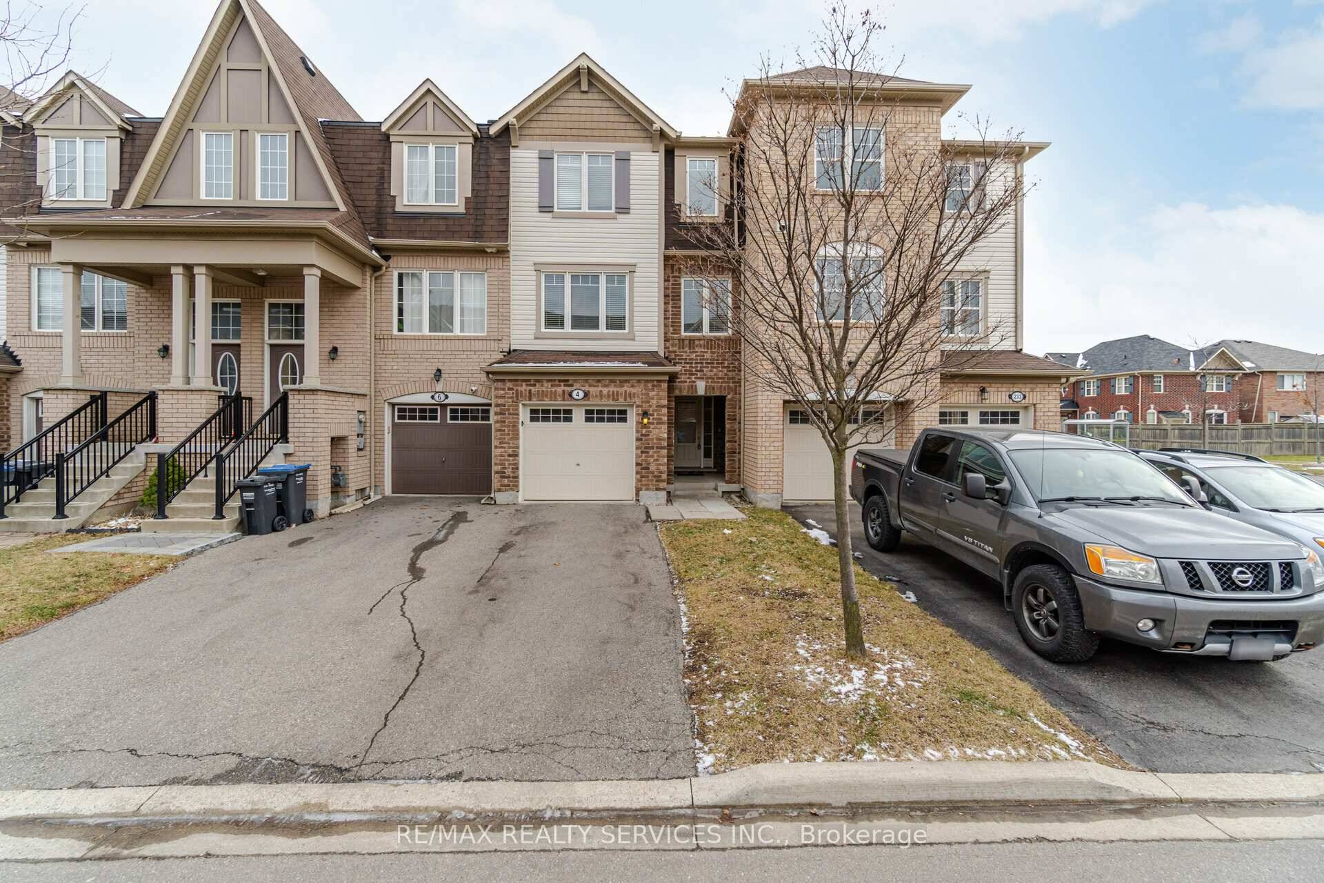 3 Bedroom Freehold Townhome, Spacious Living Dining Room With A Walkout To Large Deck.