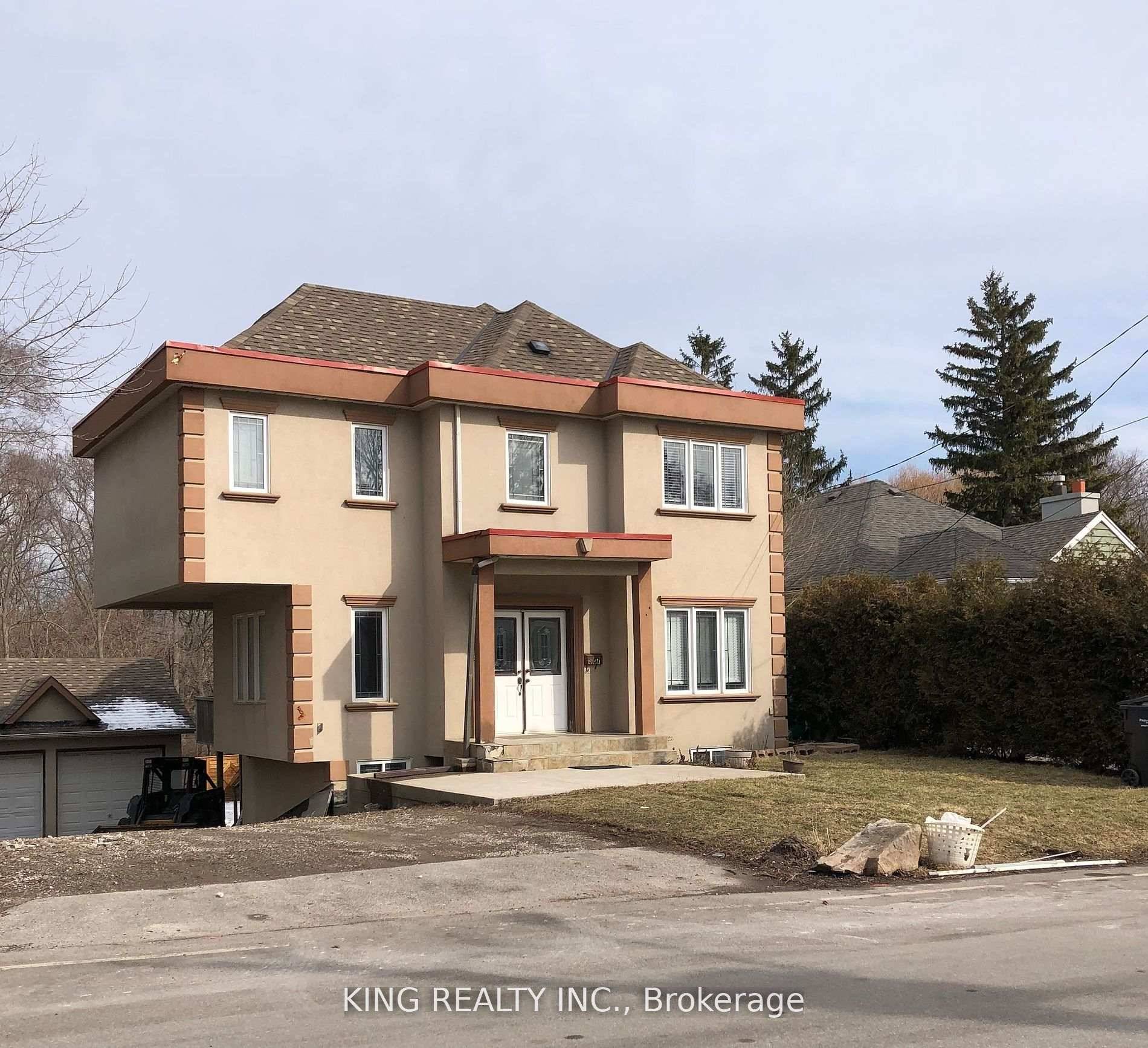 Experience city living with a cottage like retreat feel in this beautiful 4 bedroom detached home backing onto Cooksville Creek.