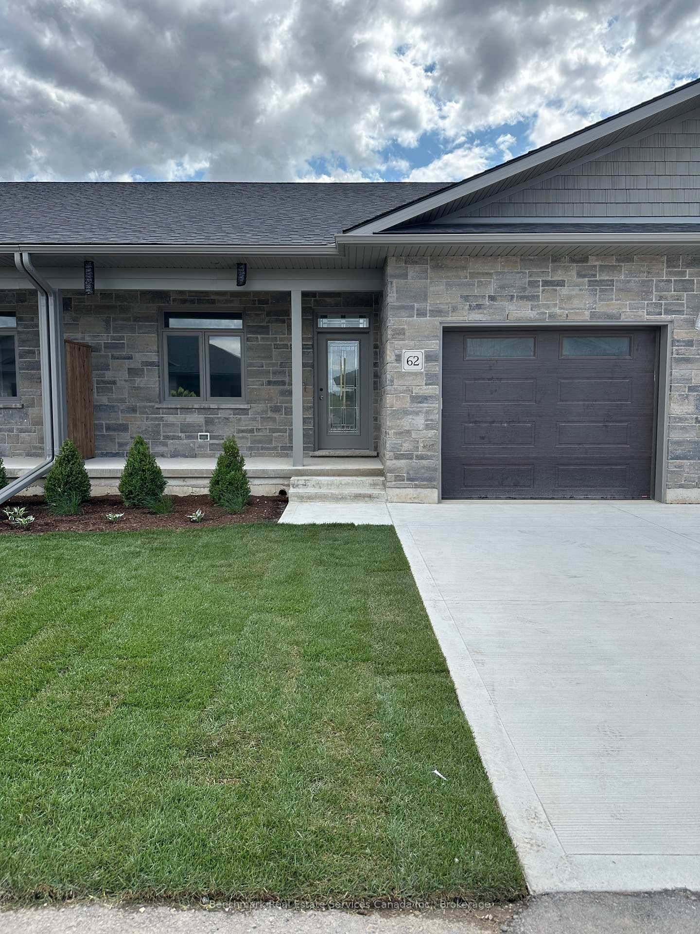 Welcome to easy, carefree living in this beautifully designed 3 bedroom, 3 bathroom bungalow condo, with finished walk out basement, nestled in the quiet and welcoming town of Ripley.