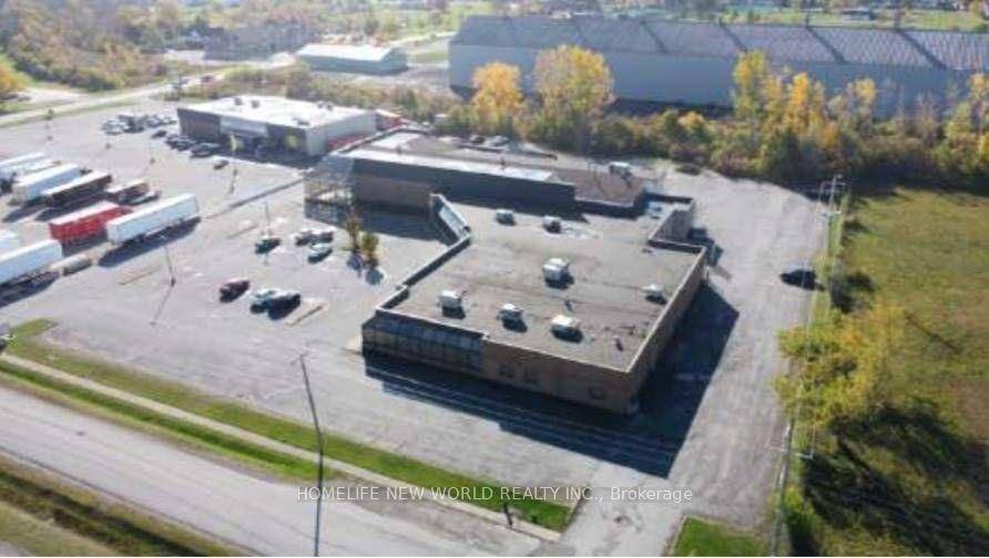 Over 30, 000 Sf Commercial Building Plaza On 3 Acres With Lots Of Parking.