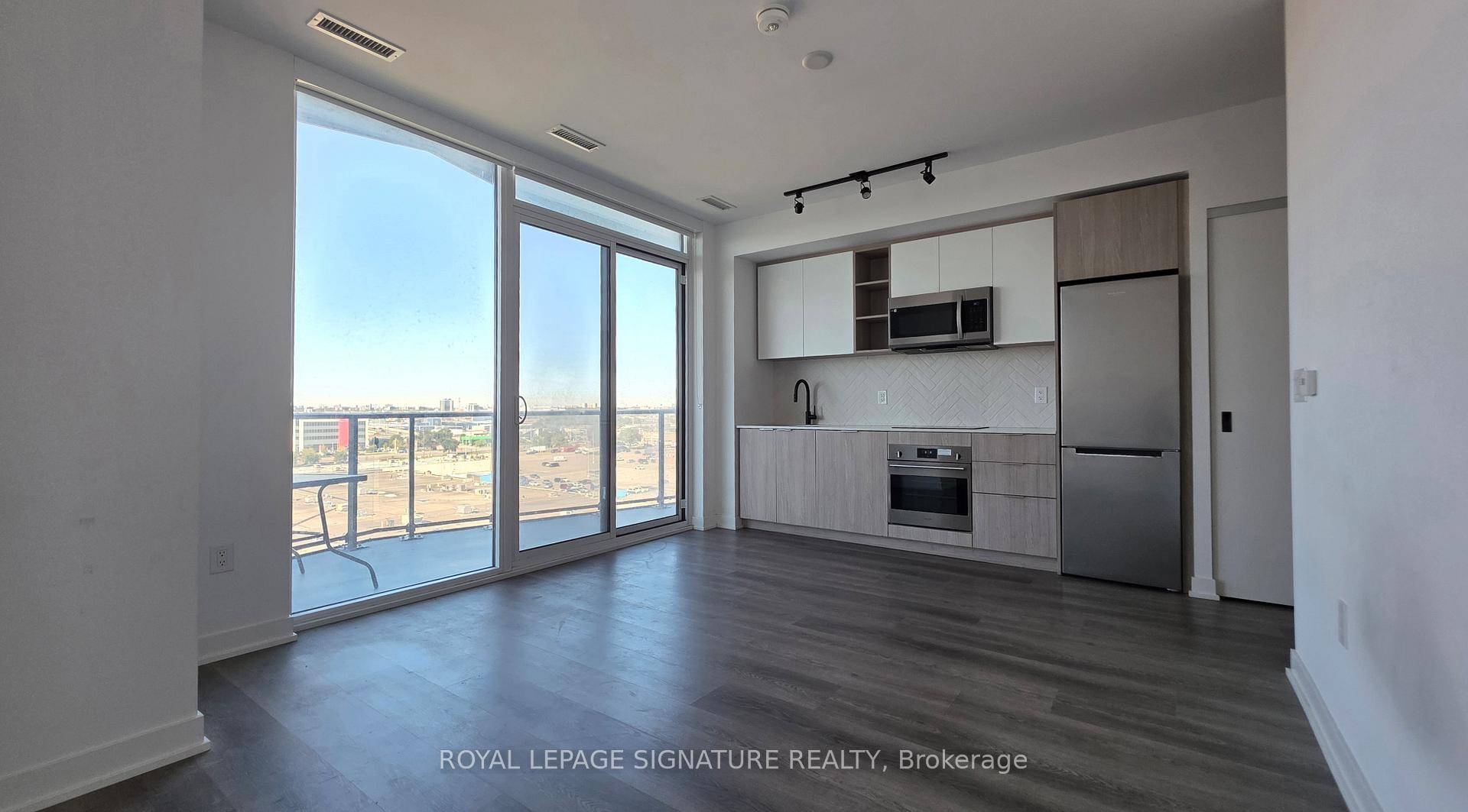 Welcome to THIRTY SIX ZORRA, an exquisite building offering a blend of modern design, craftsmanship, and unrivaled convenience.