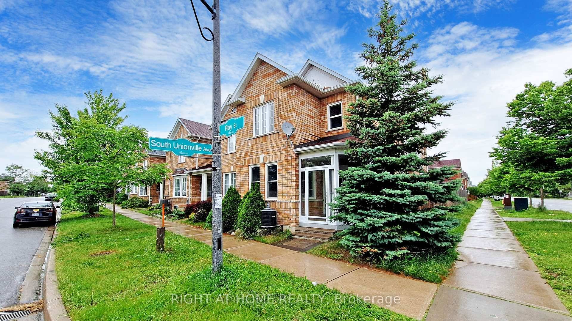 Great Location Rarest Offer ENTIRE PROPERTY FOR LEASE Corner 4 1 Br Townhouse Overlooks Park In Prime South Unionville.
