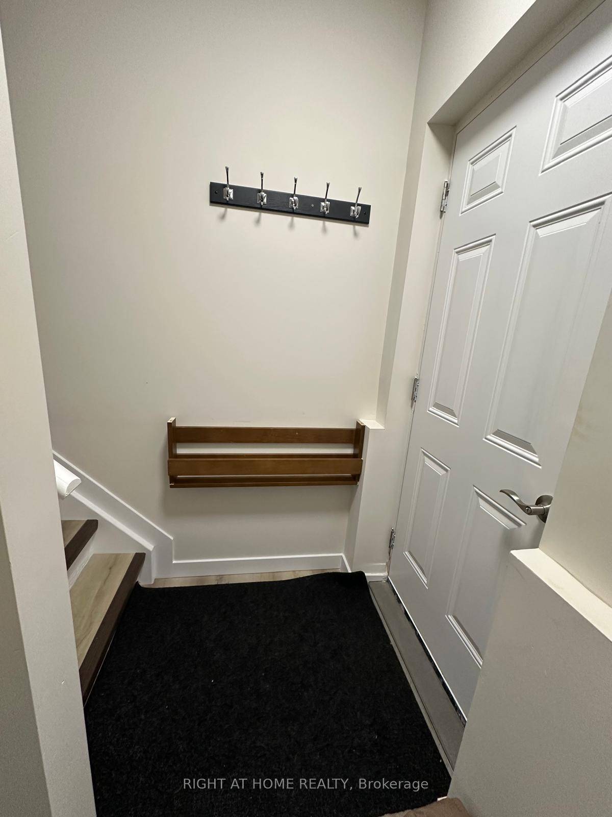 Newly Renovated, One Bedroom Basement.