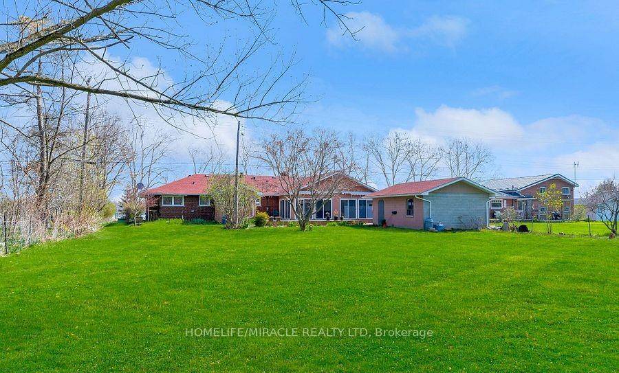 Welcome to 3035 Niagara Parkway A Rare Waterfront Gem !