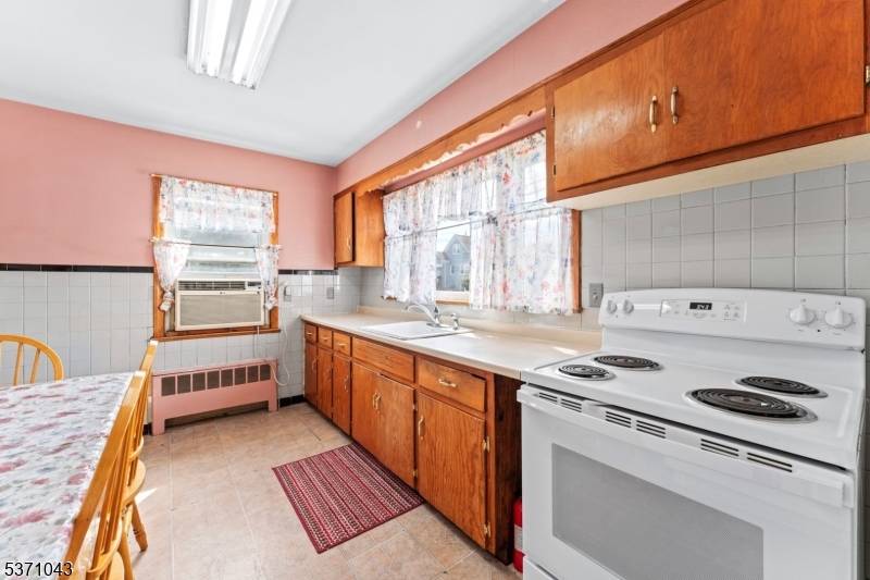 Charming Cape Cod with Endless Potential !