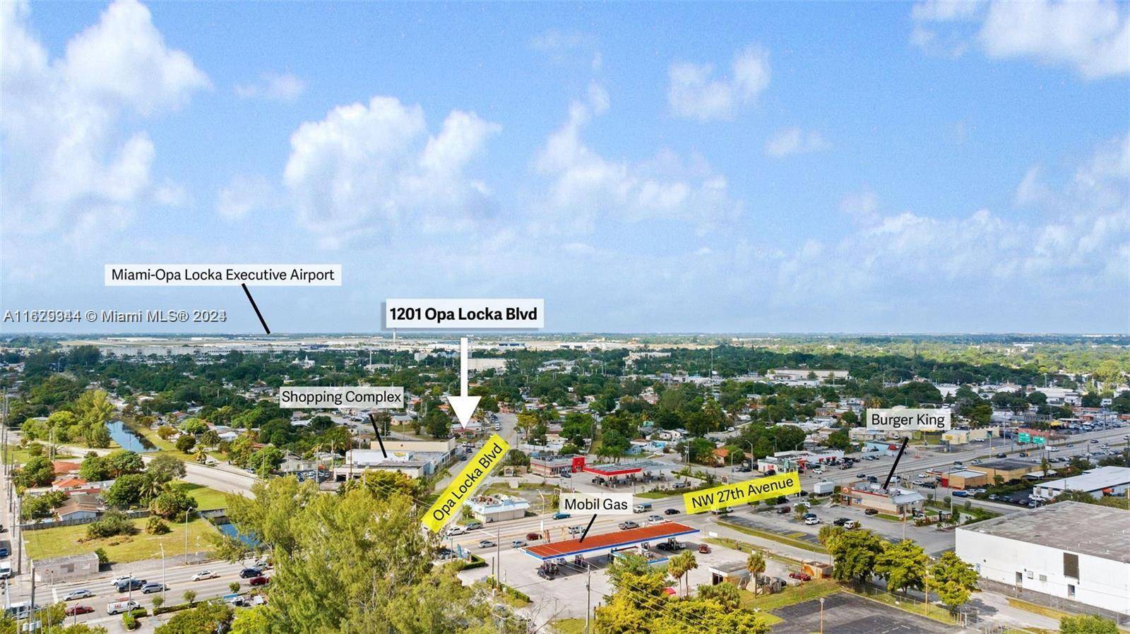 This 2 bedrooms, 1 bathrooms, single family home on a huge corner lot.