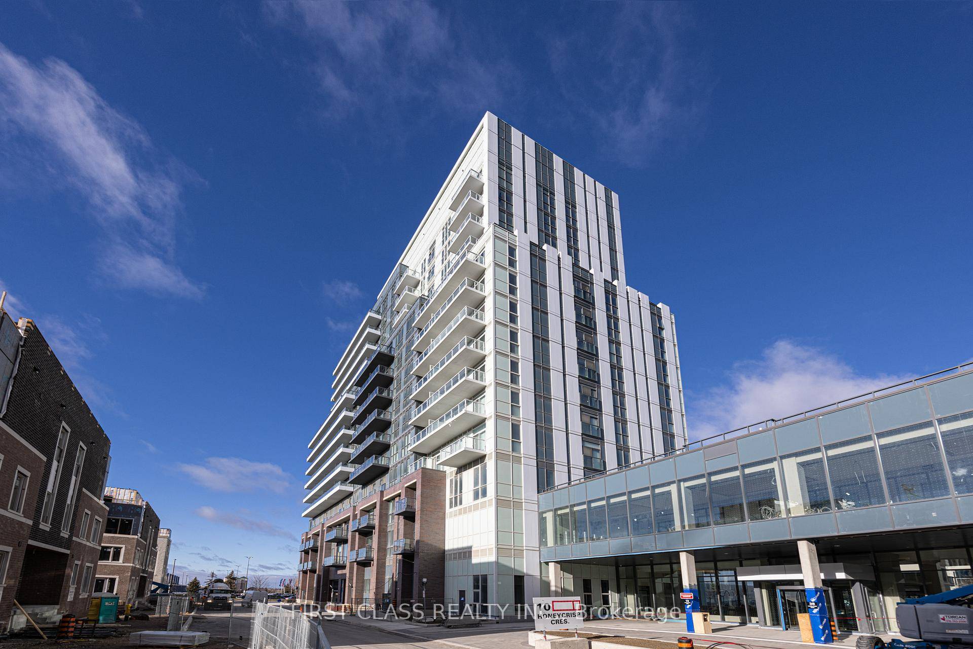 Mobilio 1 Bedroom Unit. This modern 1 bedroom suite offers an open concept kitchen and living area, spanning 412 sq.