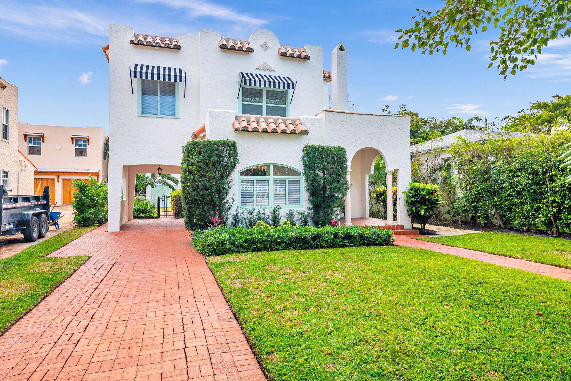 This Rugby Road beauty boasts large rooms with high ceilings.
