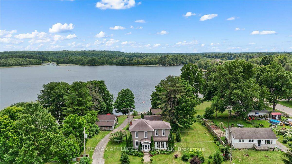 A Rare Waterfront Offering in the Heart of Lyndhurst !