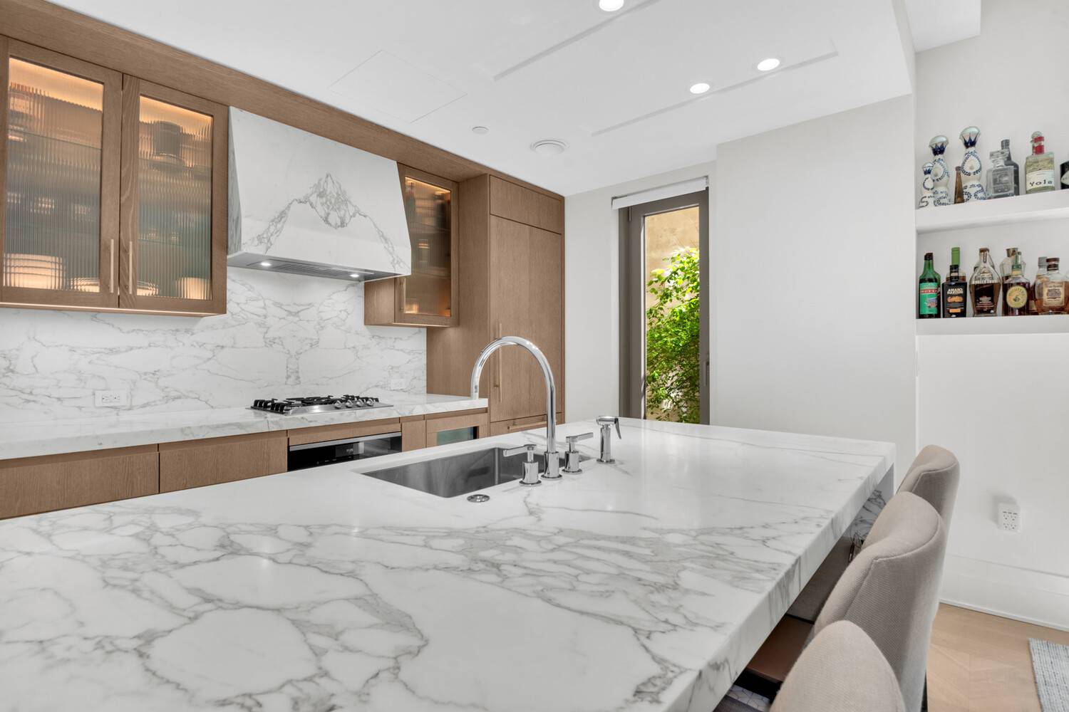 RARELY AVAILABLE ONE BEDROOM AT 40 BLEECKER Residence 3H is a beautifully appointed one bedroom home where timeless design meets modern luxury.