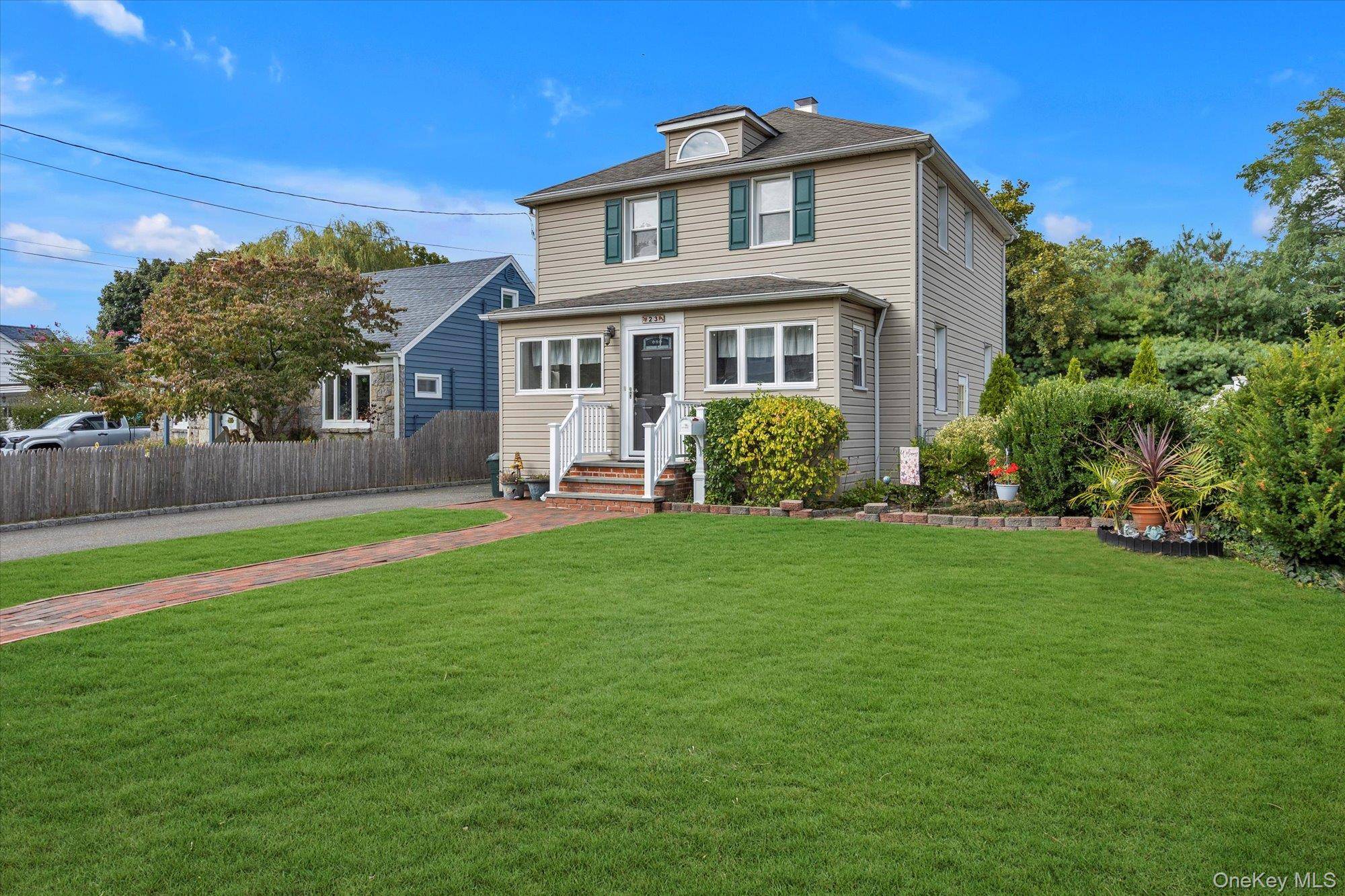 This charming 3 bedroom, 1 bath Colonial welcomes you with a bright foyer that opens to a cozy living room filled with natural light, flowing seamlessly into a formal dining ...