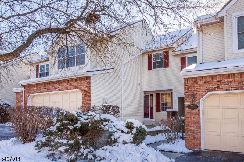 Bring your vision to this spacious townhouse offering incredible potential in a highly desirable community.