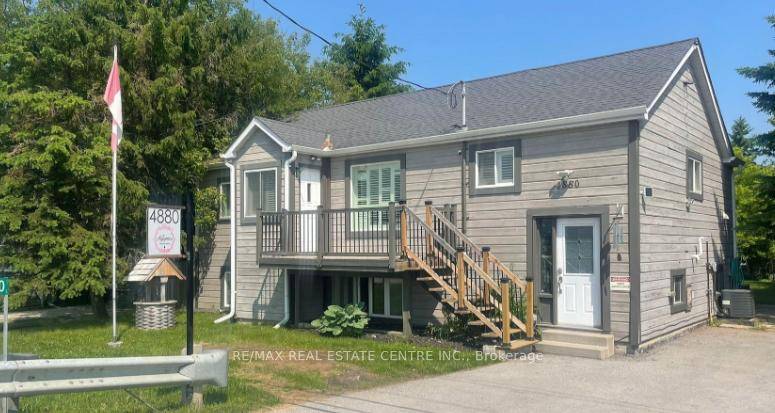 Power of Sale This beautiful detached raised bungalow offers 3 2 bedrooms and 2 bathrooms and is situated in the highly sought after Springwater area.