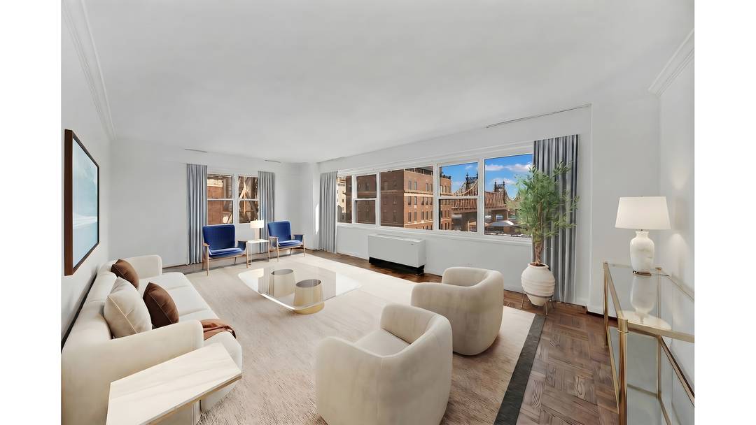 Exceptional Apartment with Stunning River Views High floor classic five room Sutton Place cooperative with wonderful river and bridge views.