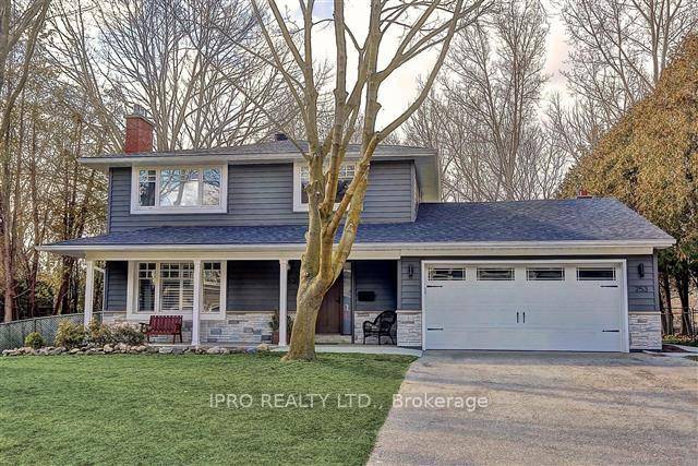 This stunning, fully renovated family home is now available for lease in the prestigious Mineola West community of Mississauga, just 20 minutes from downtown Toronto.