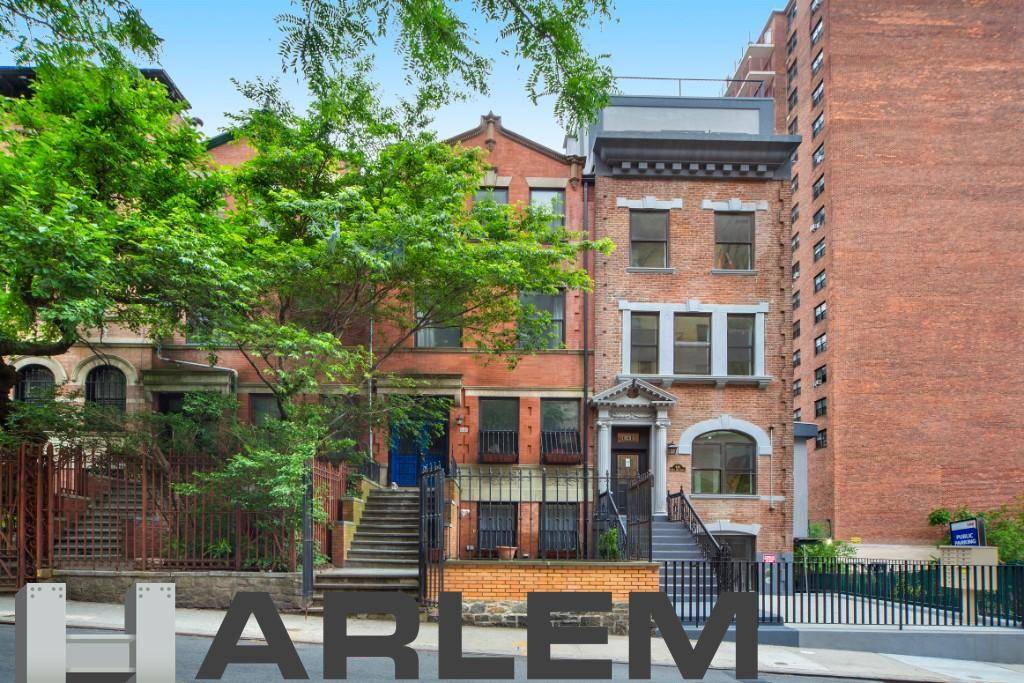 Built in 1899, 646 West 158th Street is a fully renovated Two Family townhouse located in an attractive location adjacent to the Audubon Park Historic District.