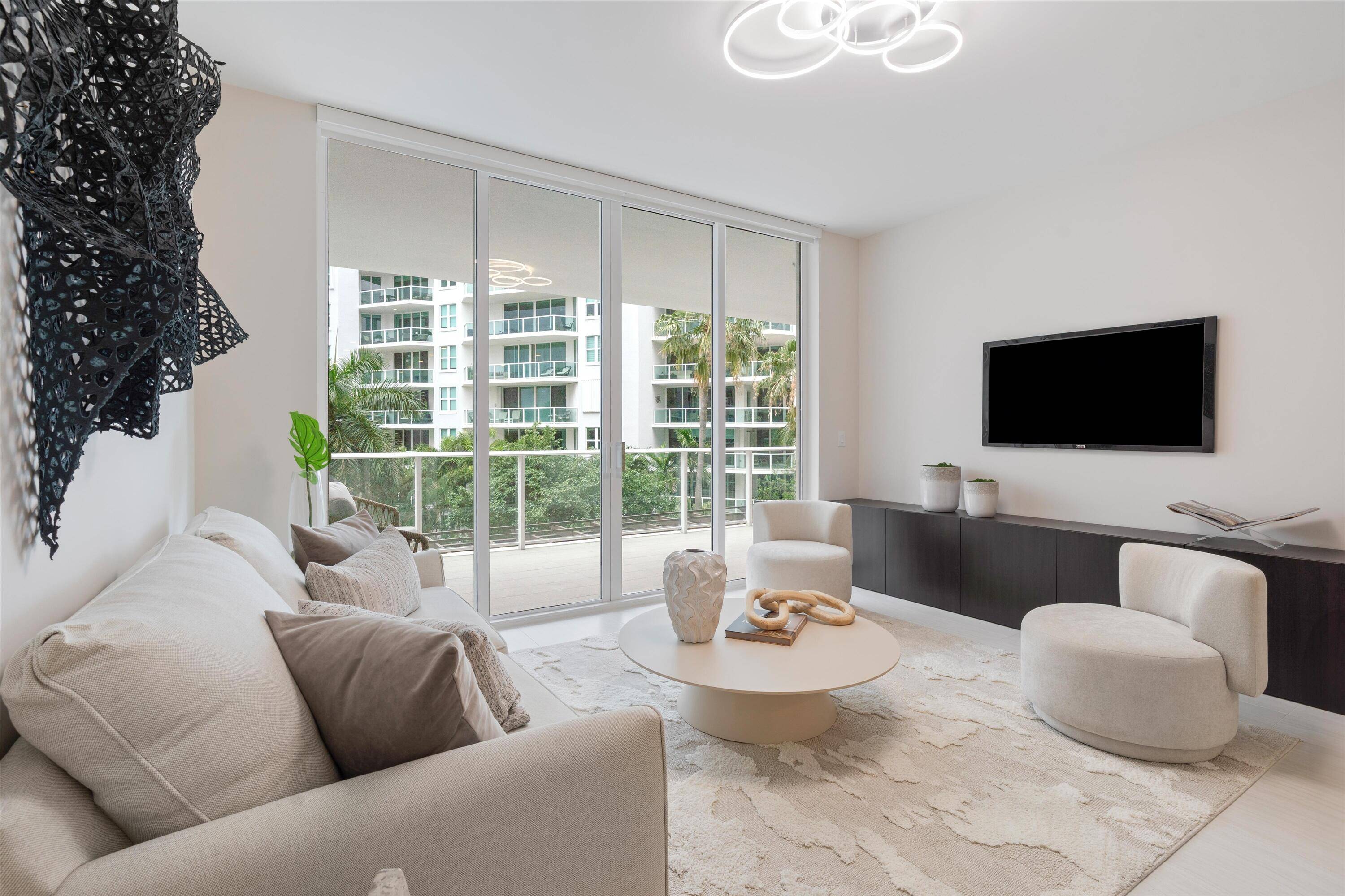 Experience refined living in the heart of downtown Boca Raton at ALINA Residences.
