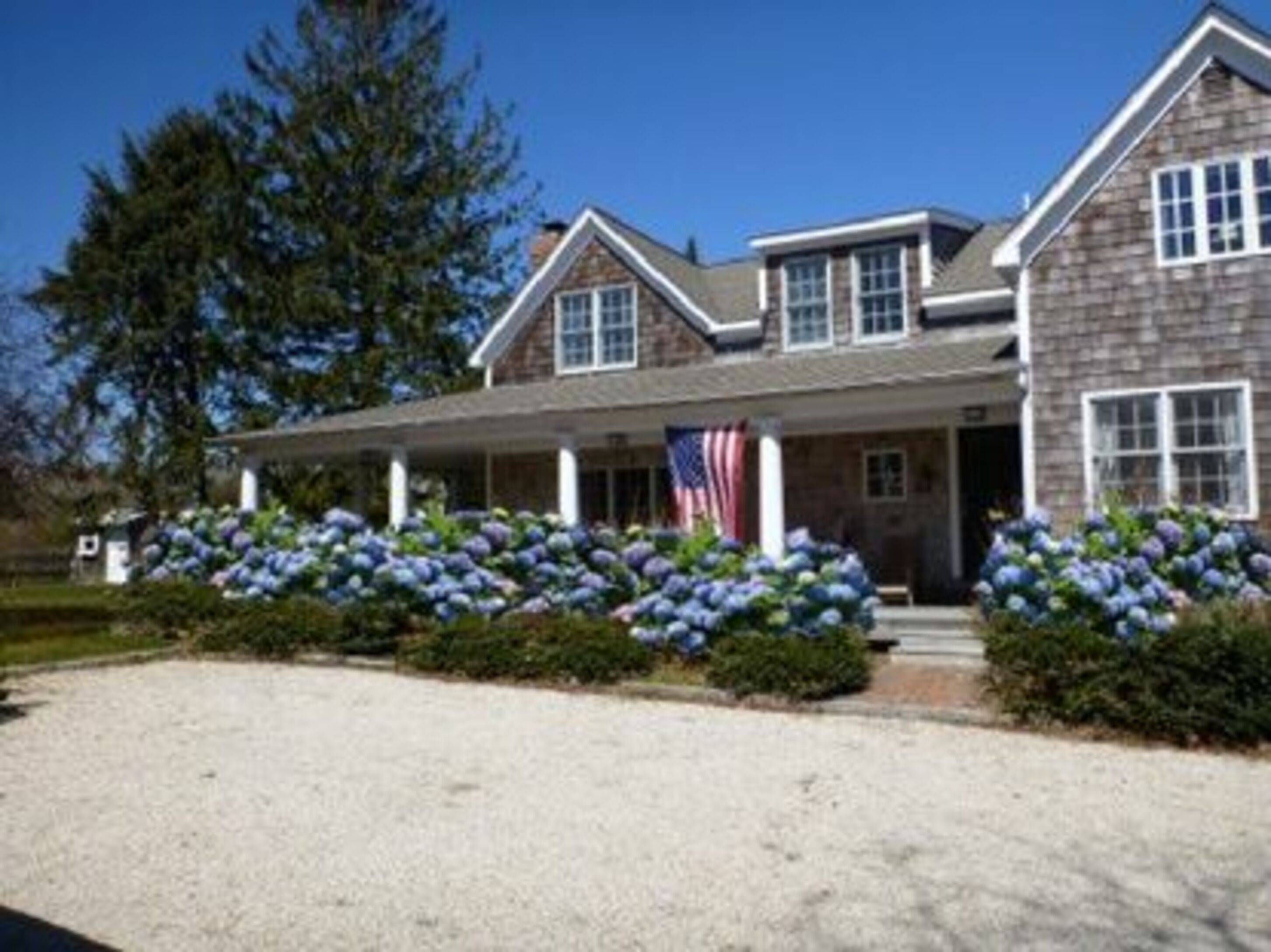 Southampton Village Summer Rental Extroidinaire Getaway