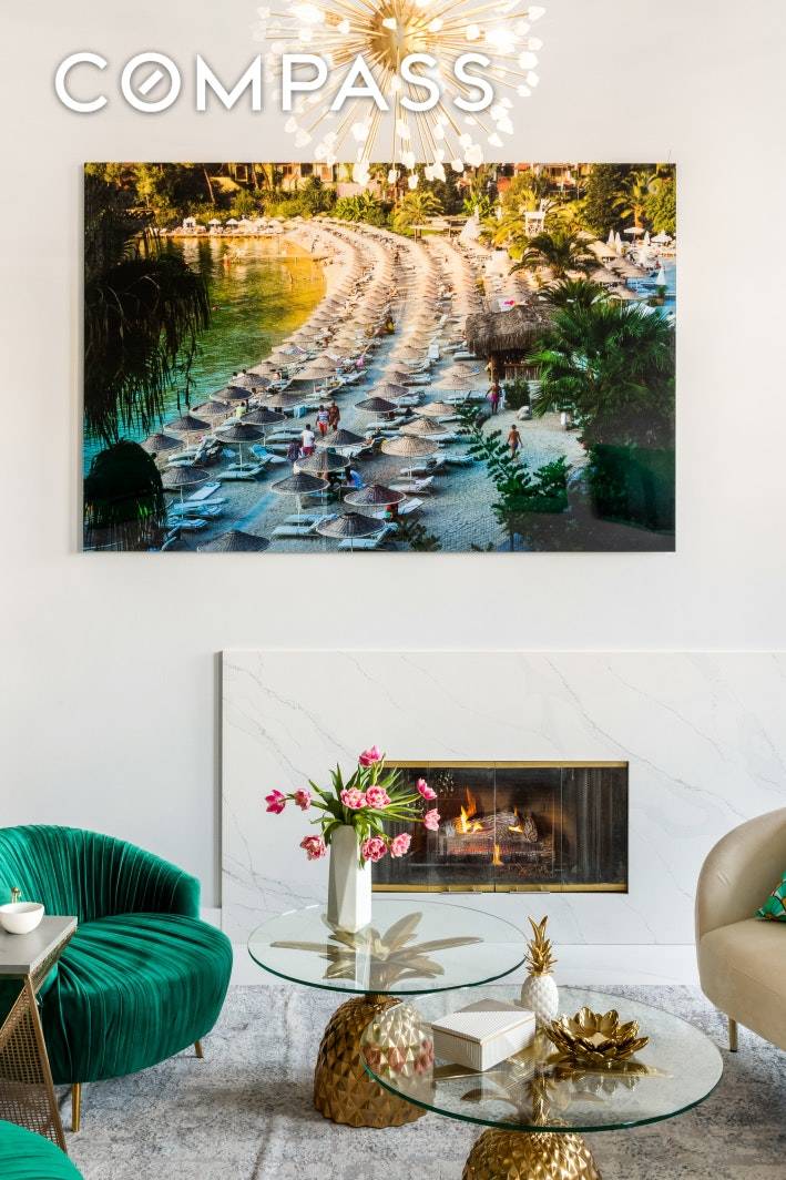 Welcome to The Merchants House boutique condominium building in the epicenter of TriBeCa !