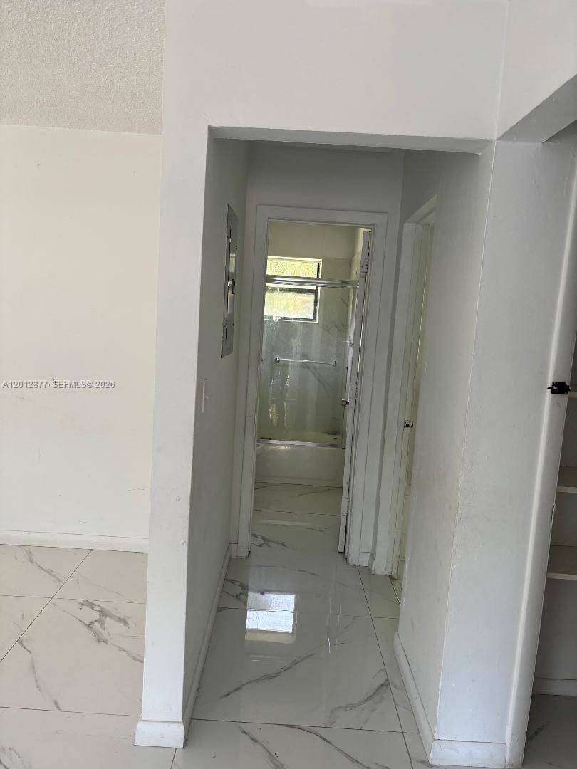 Back on the Market, Great investment opportunity or perfect for owner occupant !