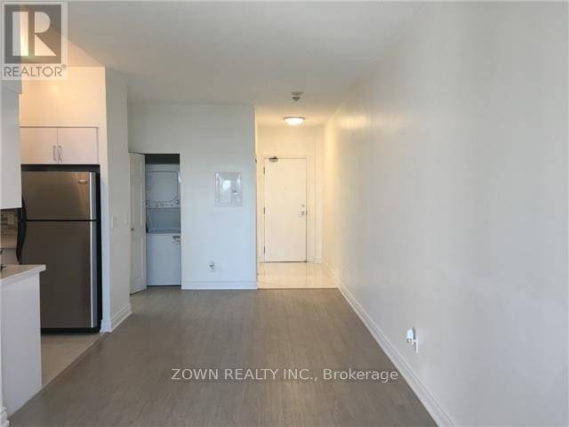 Gorgeous, Spotless, Sun filled One Bedroom Unit.