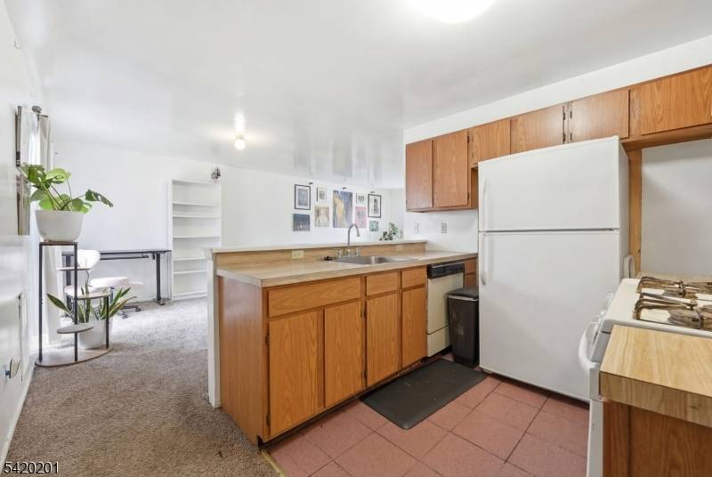 Welcome to 120 Carnegie Place, a charming multi family home located in the Vauxhall section of Union Township.