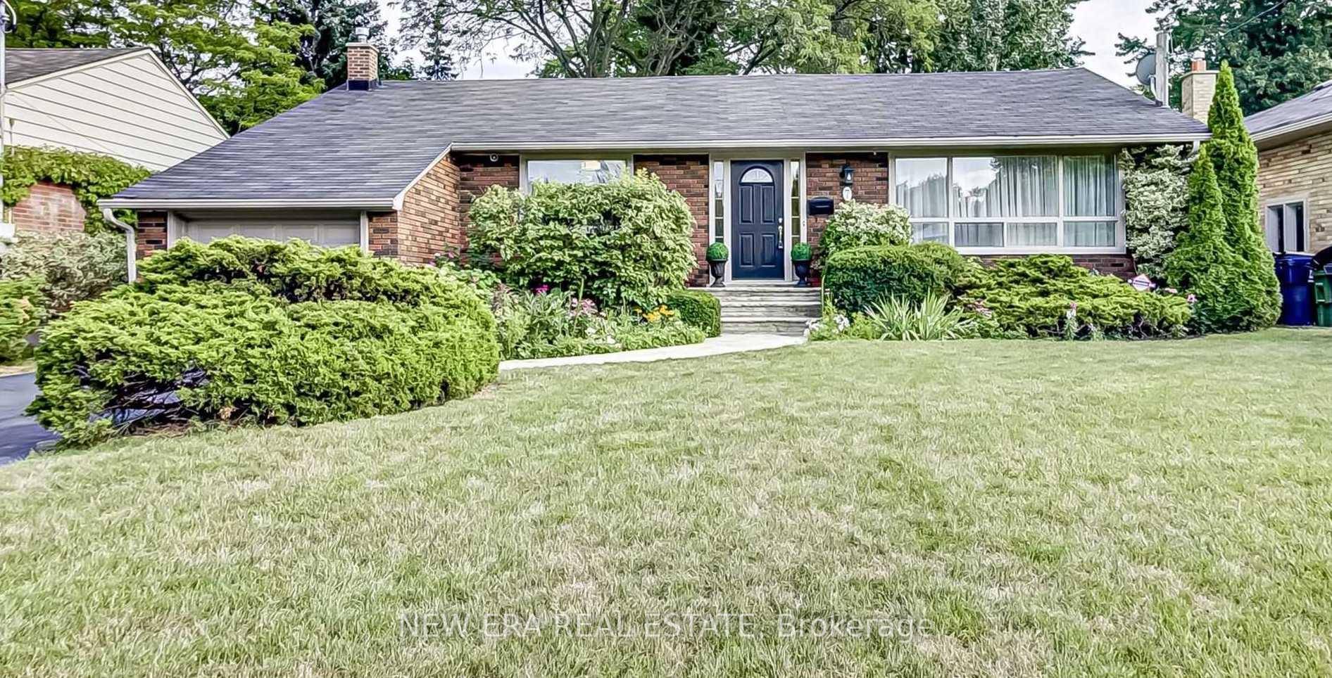 High Demand Princess Rosethorn Community.