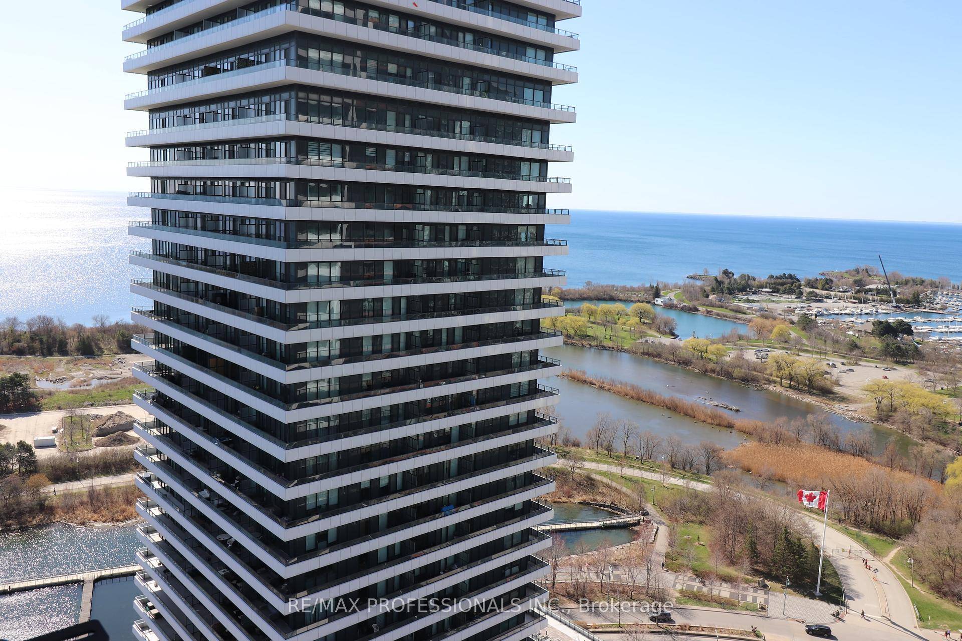 Perfectly designed one bedroom condo with spectacular lake and yacht harbour views located in Humber Bay.