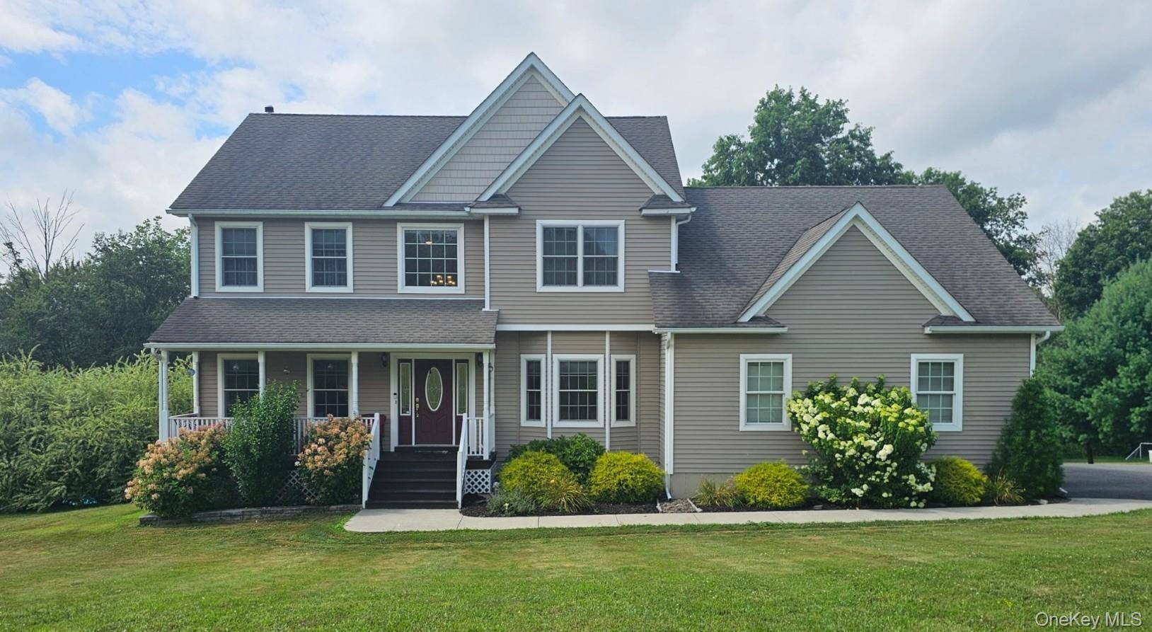Welcome to 14 Sanok Drive, Situated on 2.