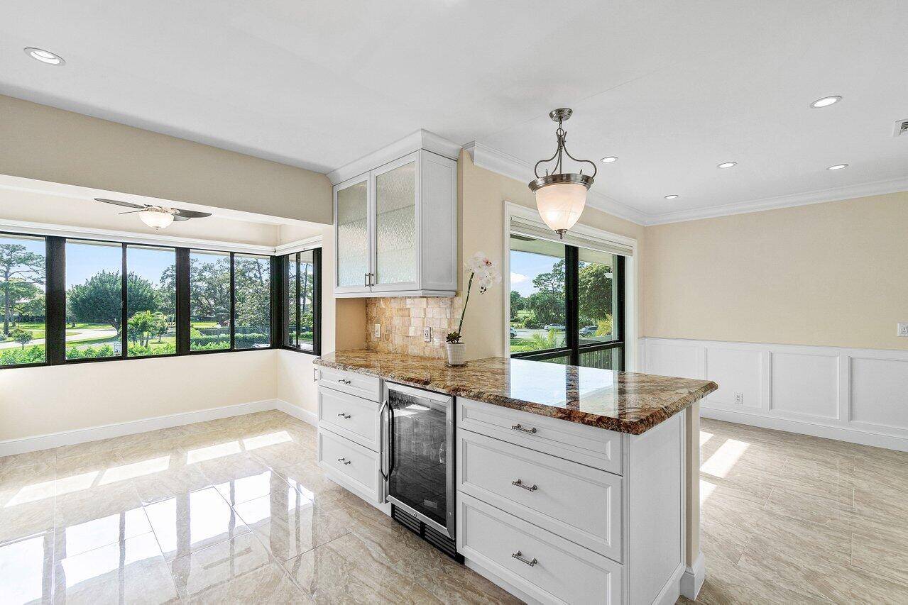 This stunning condo is located in the Mockingbird section.