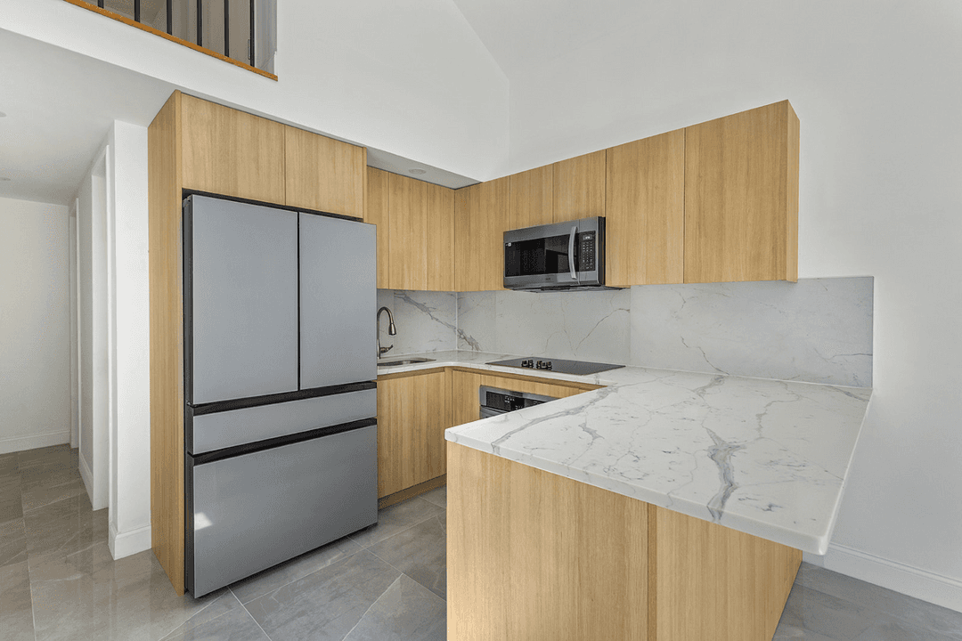 Refined Bungalow with Bonus Mezzanine and Outdoor Escape at 32 Lincoln Terrace Welcome to 32 Lincoln Terrace, a fully renovated and meticulously finished two bedroom bungalow with a versatile mezzanine ...