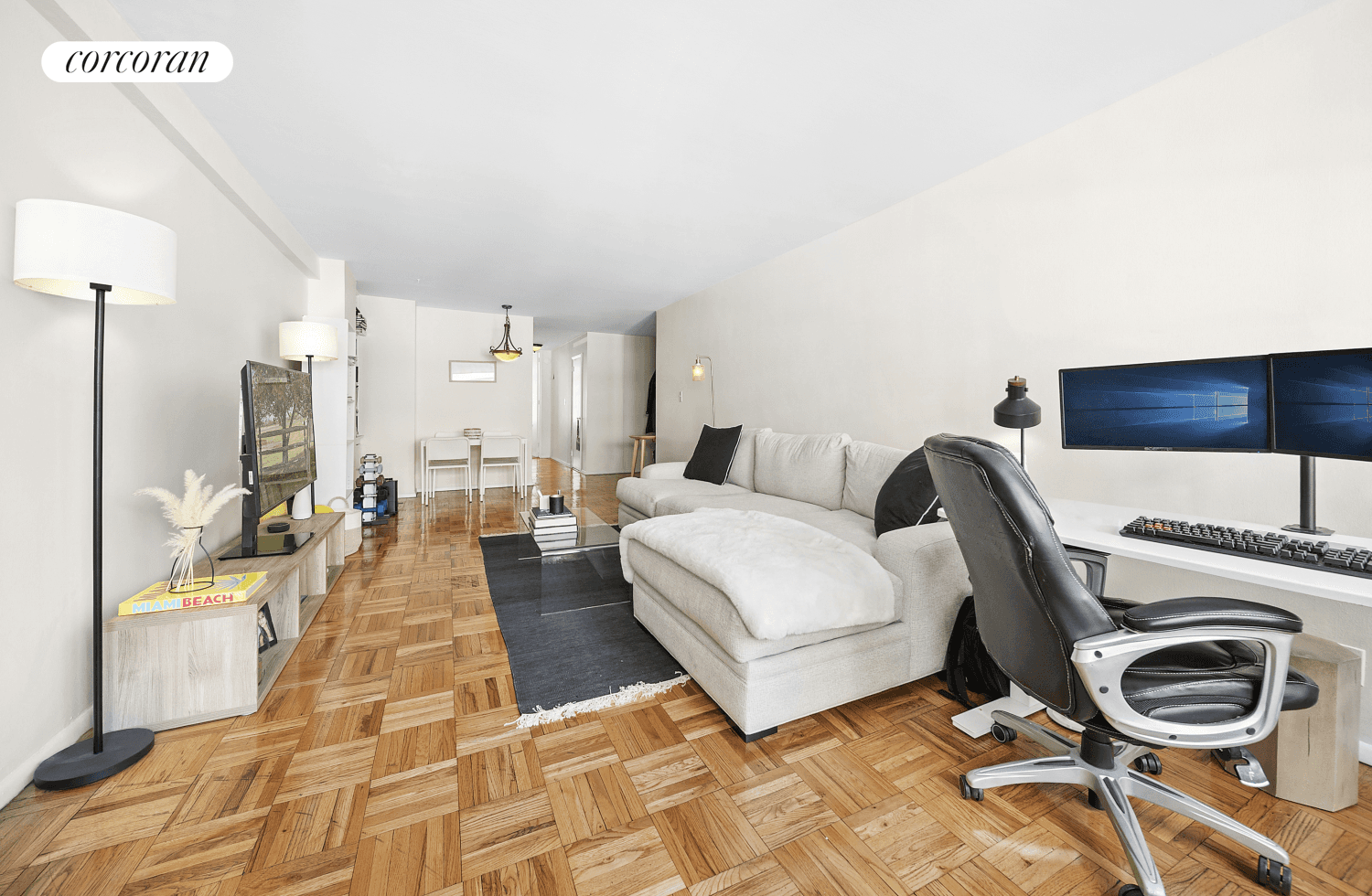 Spacious 1 Bedroom with Wing Layout and Oversized Rooms at The Wingate !