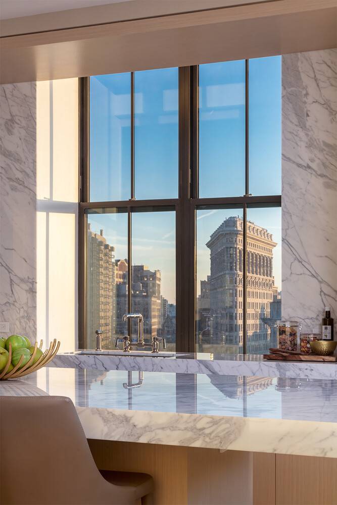 We invite you to live an unprecedented level of luxury in one of the most successful new developments in the city's history, now home to the pinnacle of the Forbes ...