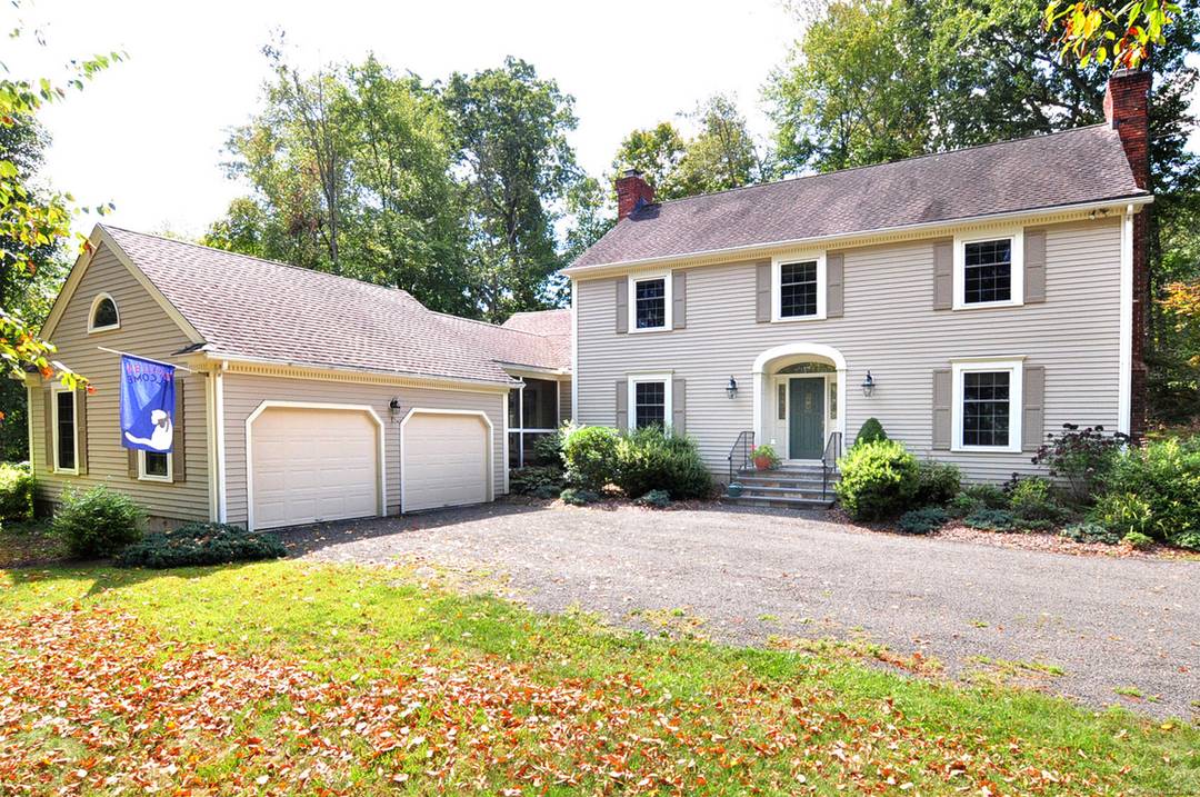 LOCATION, LOCATION, LOCATION !