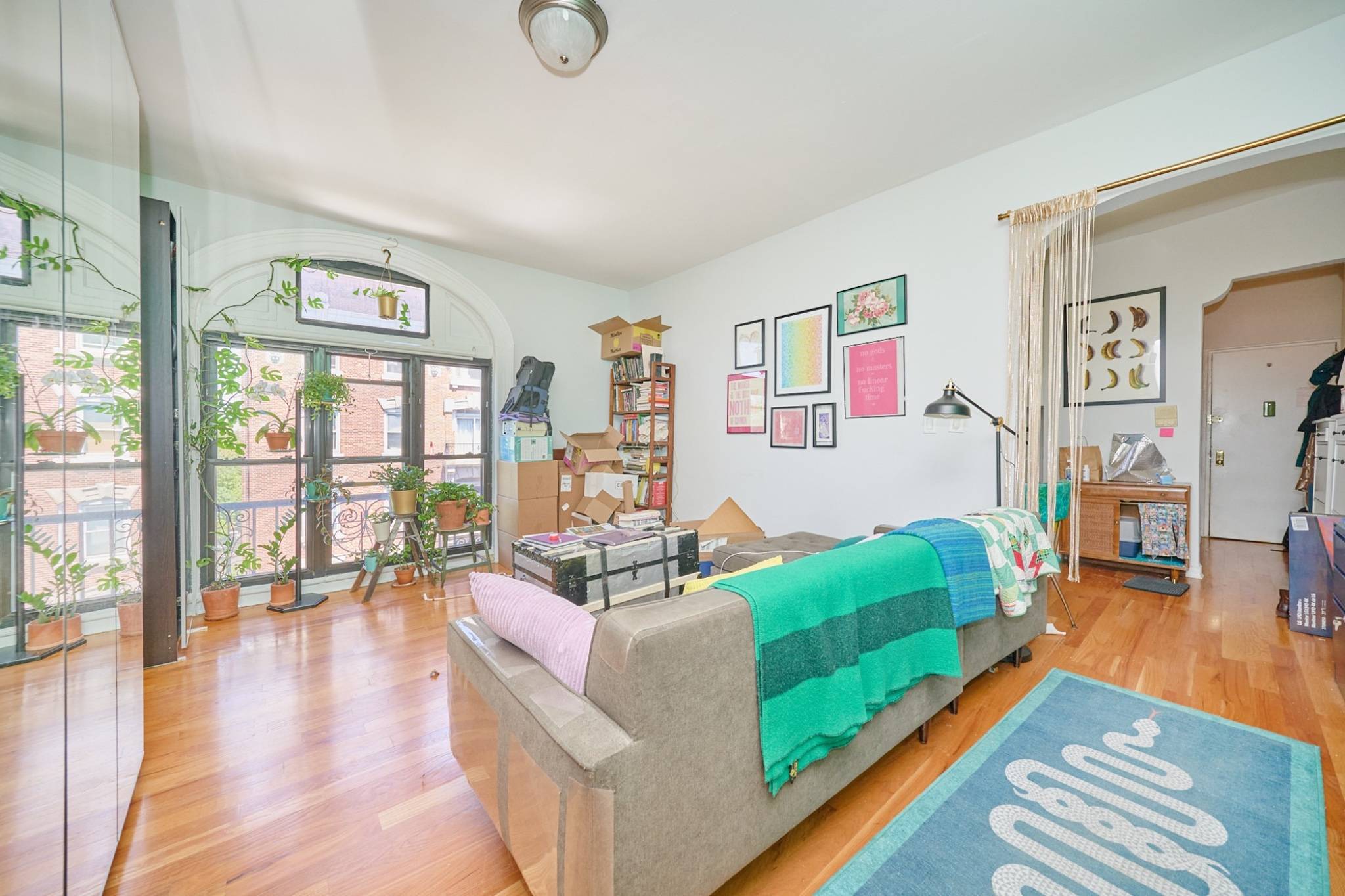 Goregous 2 Bedroom 1 Bath on the West Side of Broadway w Washer Dryer in Unit Available July 1st !