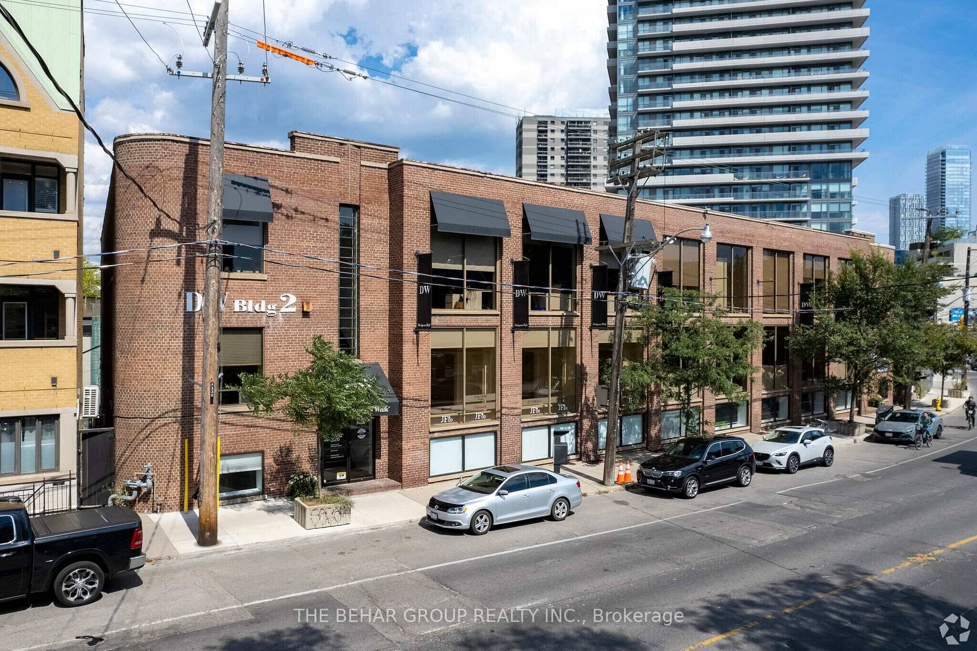 Fantastic character filled space in Designers Walk, within close proximity to Yorkville and Rosedale Subway Station.