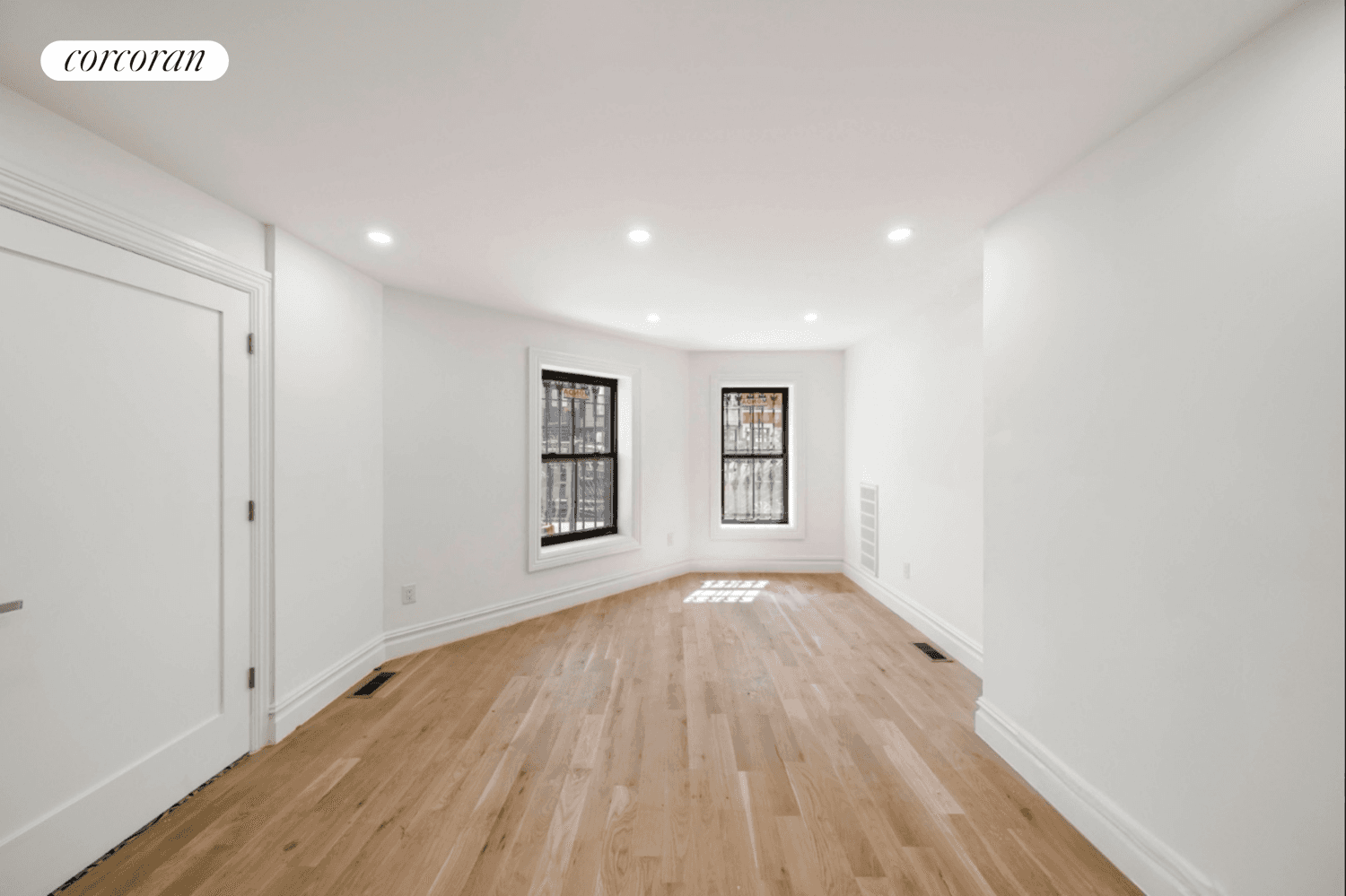 Prime Bushwick Location Charming Garden Level 2BR 2BA Apartment with Backyard Access.