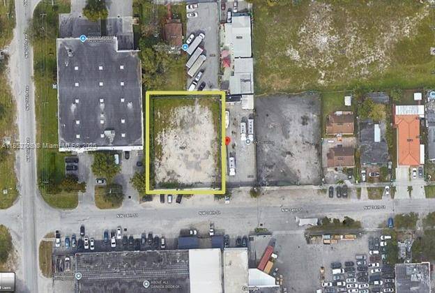 Two adjacent industrial zoned lots in a prime Miami location, totaling approximately 13, 500 SF.
