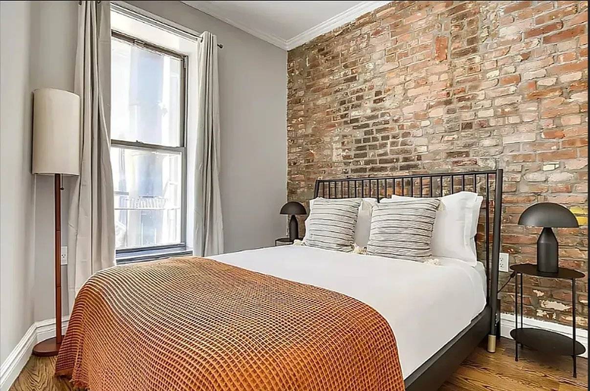 Immerse yourself in the epitome of urban elegance with this exquisitely renovated 2 bedroom haven, where every detail radiates sophistication.