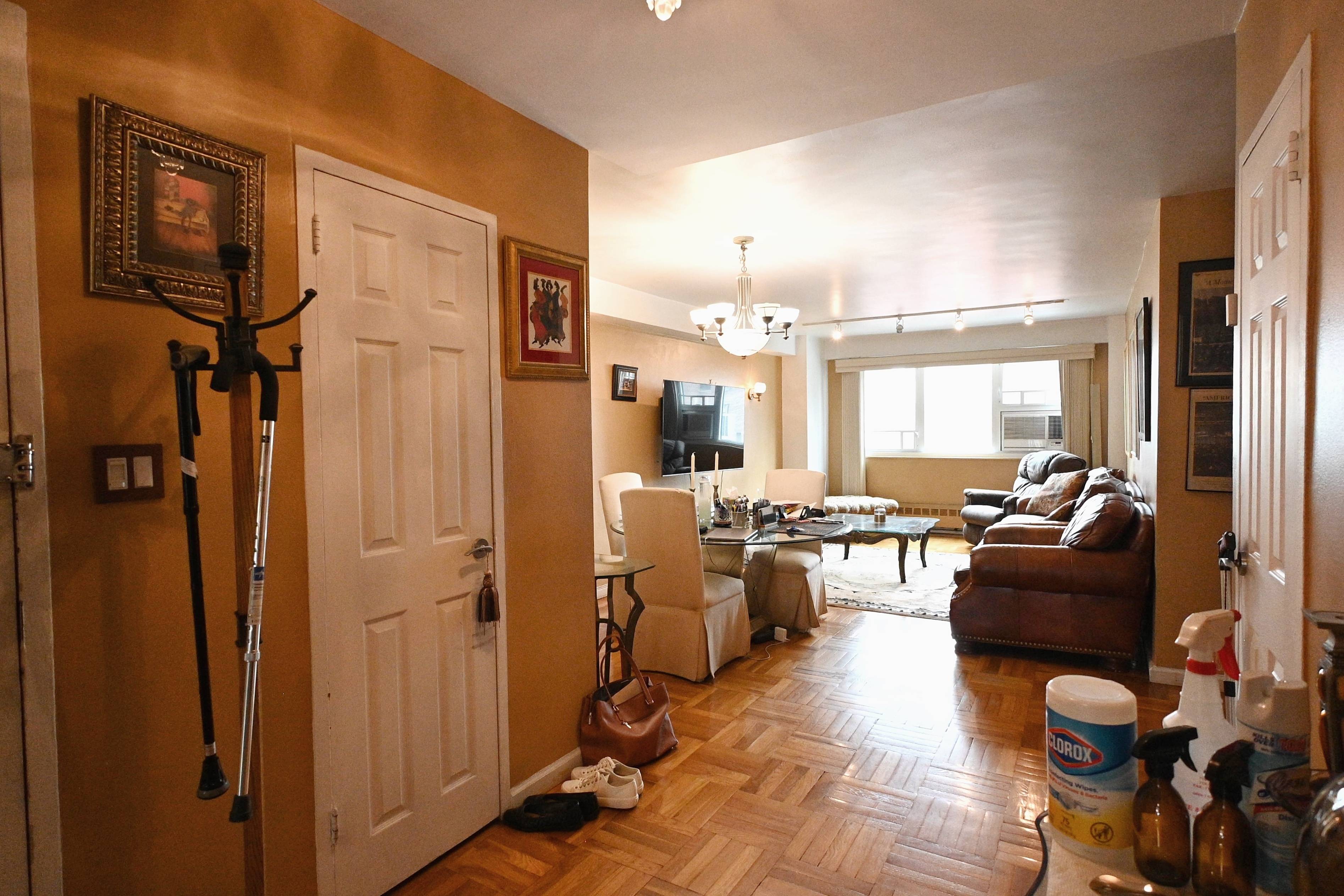 230 Jay Street, Brooklyn NY Spacious Downtown Brooklyn 2 Bedroom, 2 Bath Co op Welcome to the 14th floor of Concord Village, one of Downtown Brooklyn s most sought after ...