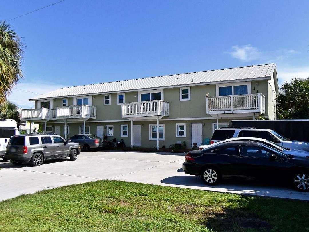 One Block from Ocean, Ocean Views from Balcony