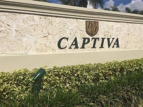 Experience the best of Doral Isles living at Captiva !